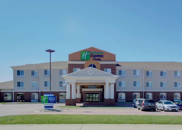 Holiday Inn Express & Suites Le Mars By Ihg