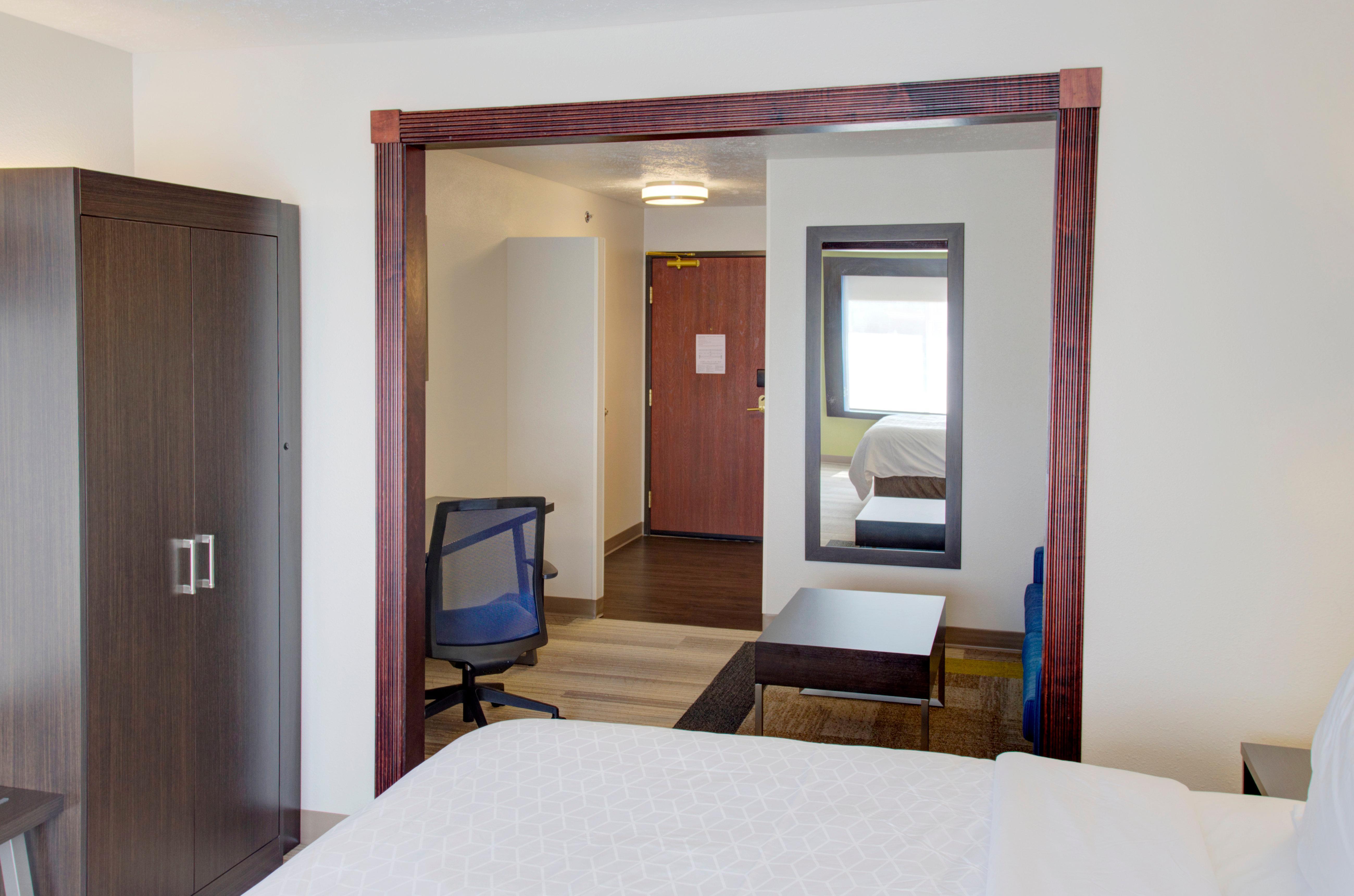 Hotel Express & By Ihg