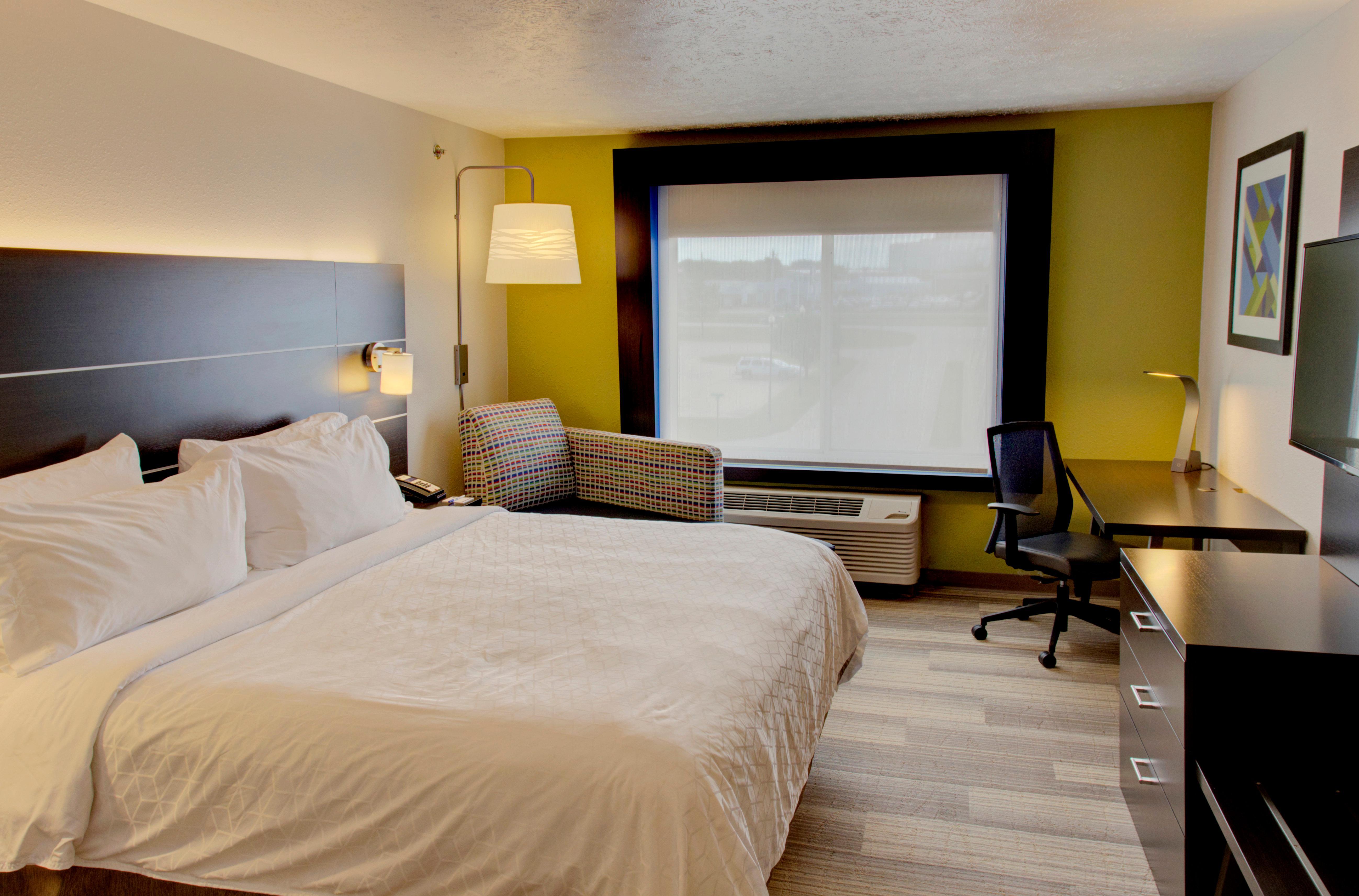 Express & By Ihg 2* Le Mars