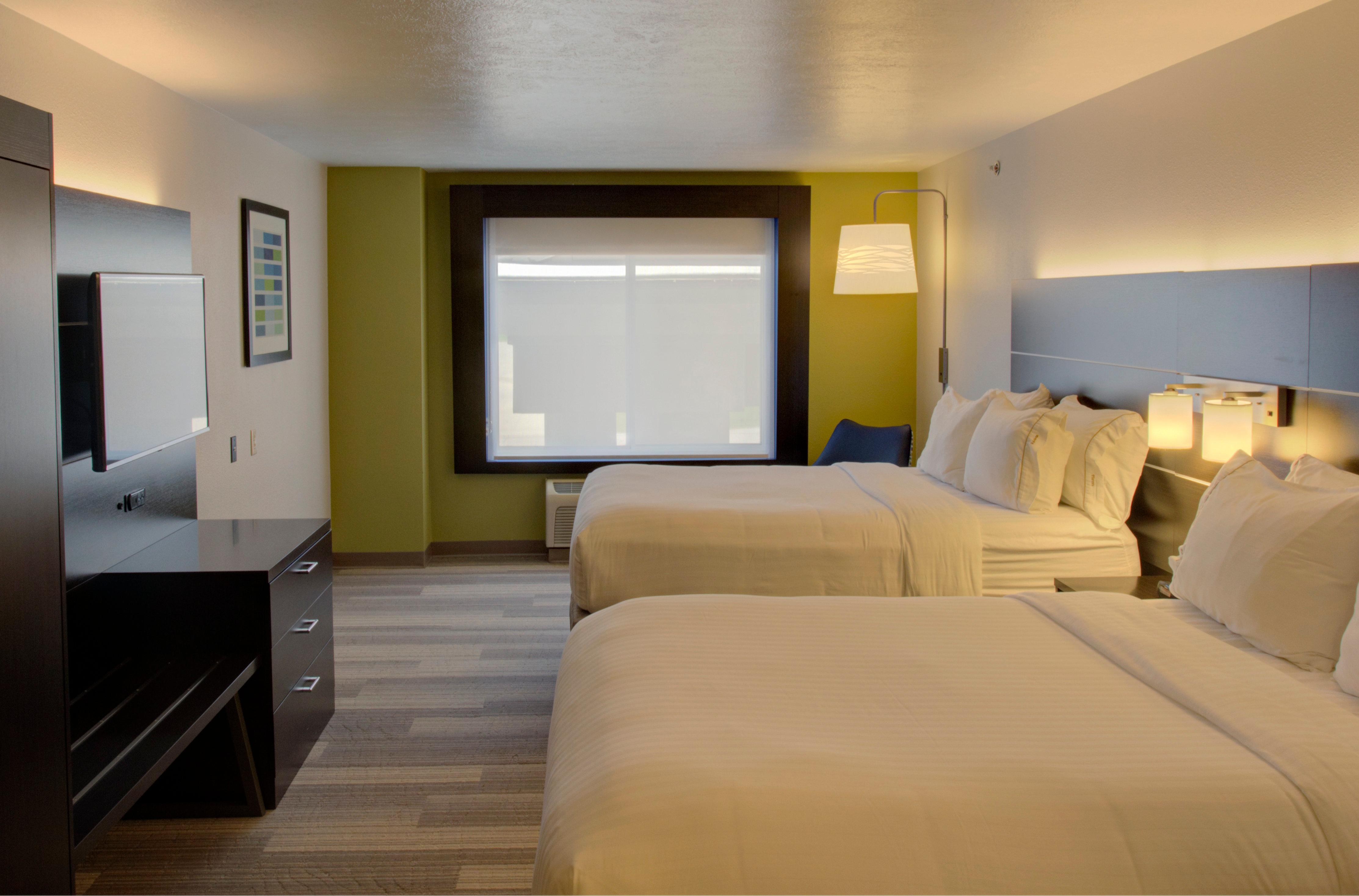 Express & By Ihg